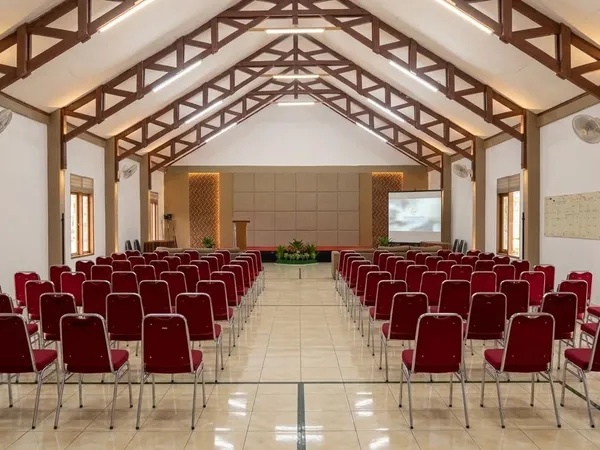 Ruang meeting untuk gathering Tjapung Resort Bogor